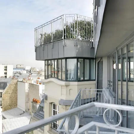 Apartment Rooftop Copernic *