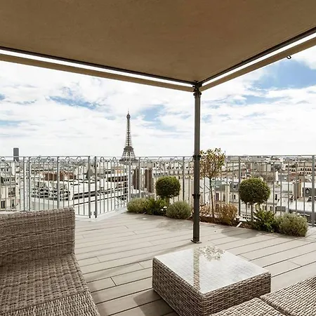 Rooftop Copernic Apartment Paris