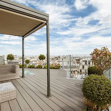 Rooftop Copernic * Paris