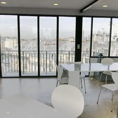 Rooftop Copernic Apartment Paris
